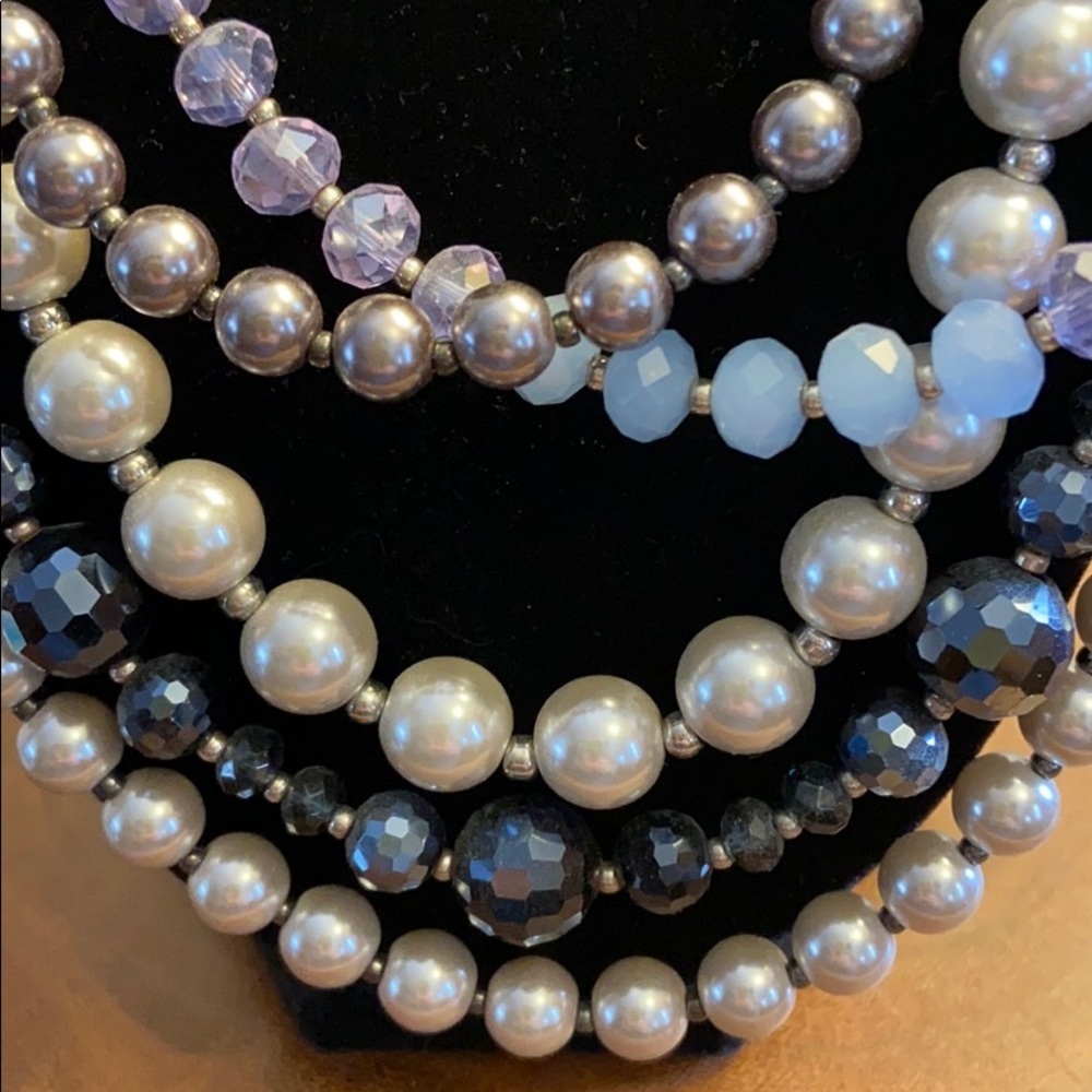 White House Black Market 5 string necklace (blues) - Picture 2 of 6
